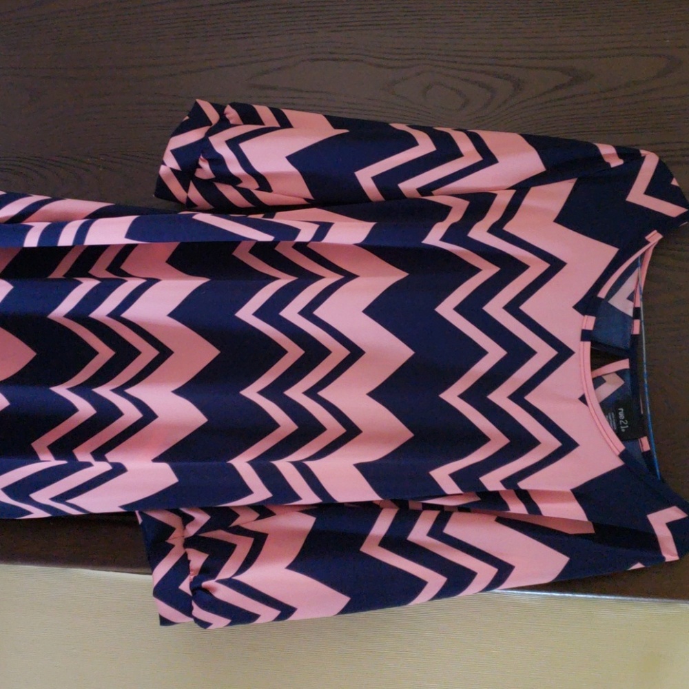 Rue 21 Chevron print long sleeve dress